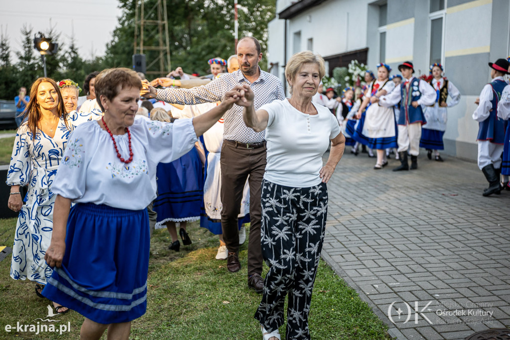 Dąbrówka na ludowo. Potańcówka po krajeńsku i kaszubsku