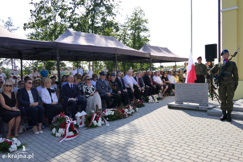 Złożyli hołd pomordowanym w Karolewie