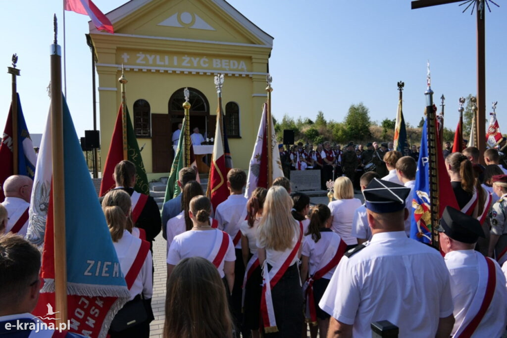 Złożyli hołd pomordowanym w Karolewie