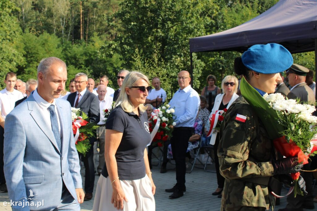 Złożyli hołd pomordowanym w Karolewie