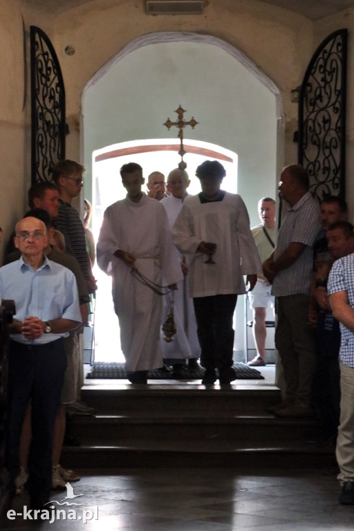 Dożynki Pszczelarskie i koncert Chóru Lutnia w Sanktuarium Matki Bożej Królowej Krajny w Byszewie