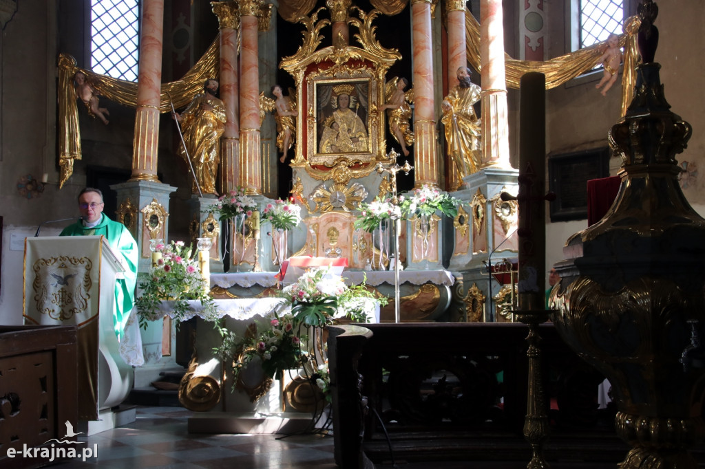 Dożynki Pszczelarskie i koncert Chóru Lutnia w Sanktuarium Matki Bożej Królowej Krajny w Byszewie