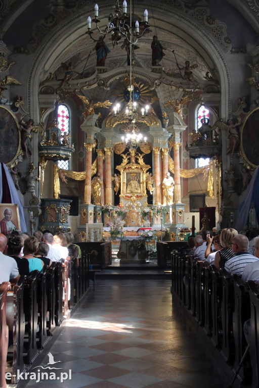 Dożynki Pszczelarskie i koncert Chóru Lutnia w Sanktuarium Matki Bożej Królowej Krajny w Byszewie