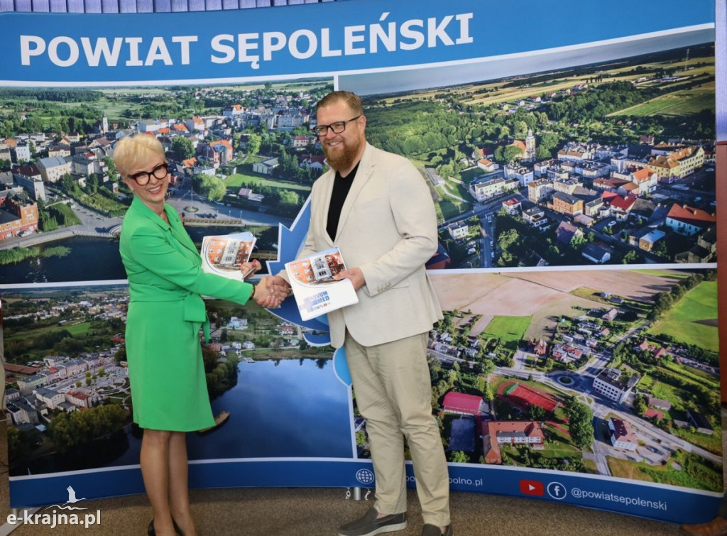 Uroczyste podpisanie umowy na rozbudowę Szpitala Powiatowego w Więcborku
