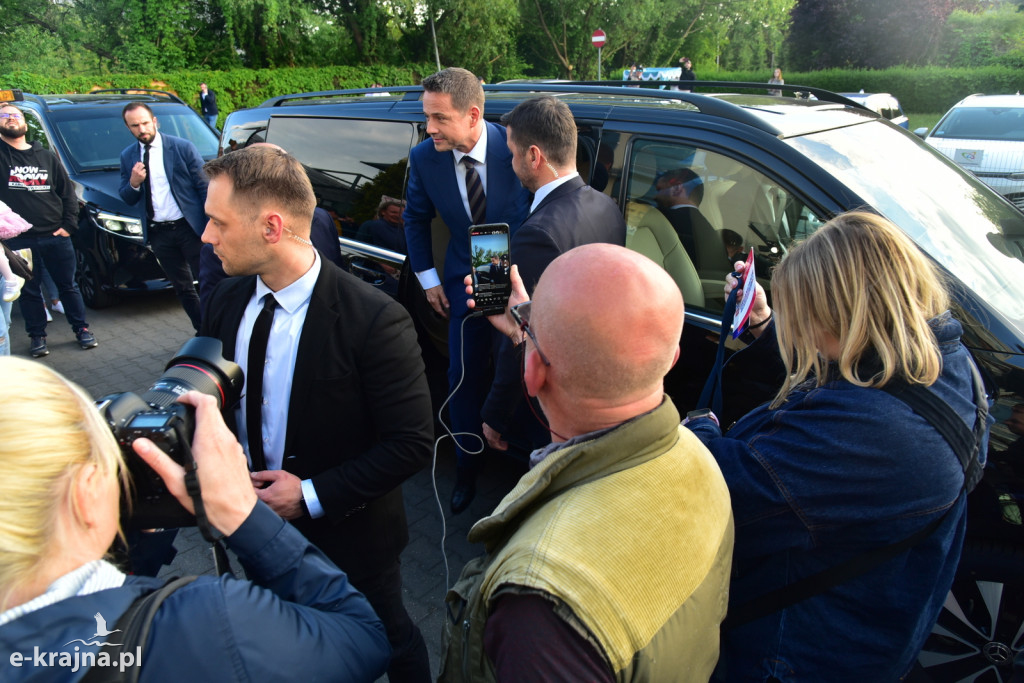 Trzaskowski odpowiada Mentzenowi