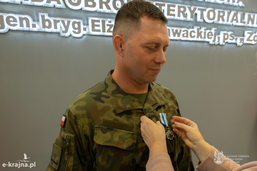 Miesiąc honorowego dawcy krwi w 8 K-PBOT zakończony