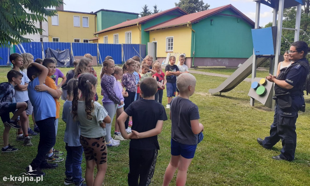 Bezpieczne wakacje z uczniami w Sypniewie i Wiśniewie