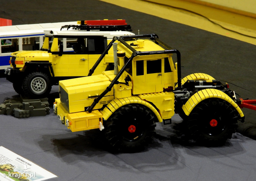 Legowisko 2025 - wystawa budowli z klocków Lego