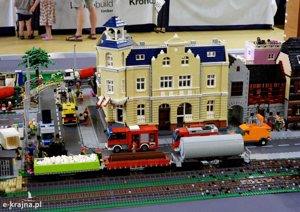 Legowisko 2025 - wystawa budowli z klocków Lego