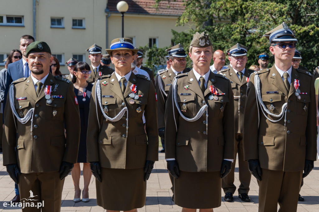Uroczysty apel z okazji Święta Wojska Polskiego w Inspektoracie Wsparcia Sił Zbrojnych
