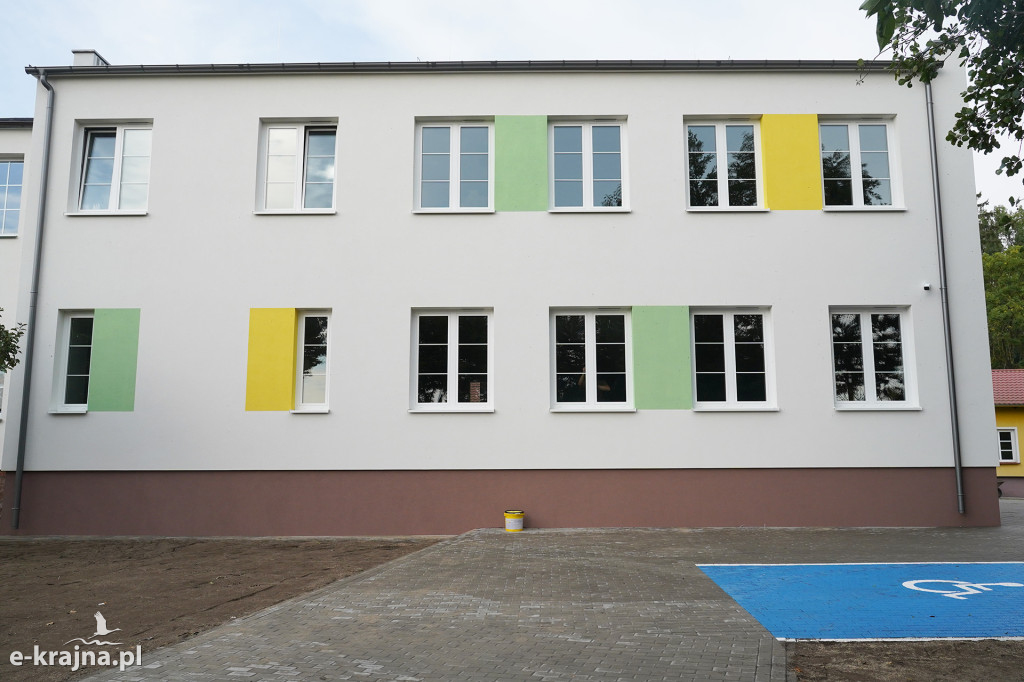 Rozbudowana Szkoła w Wiśniewie - gotowa