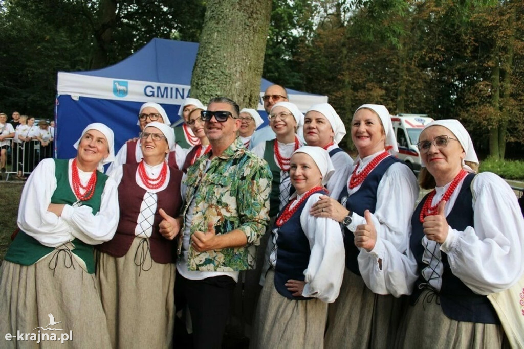 Część artystyczna Dożynek Gminnych 2025 w Witosławiu