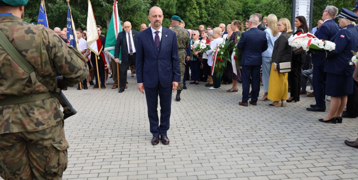 Karolewo - Uroczystość upamiętniająca ofiary II wojny światowej