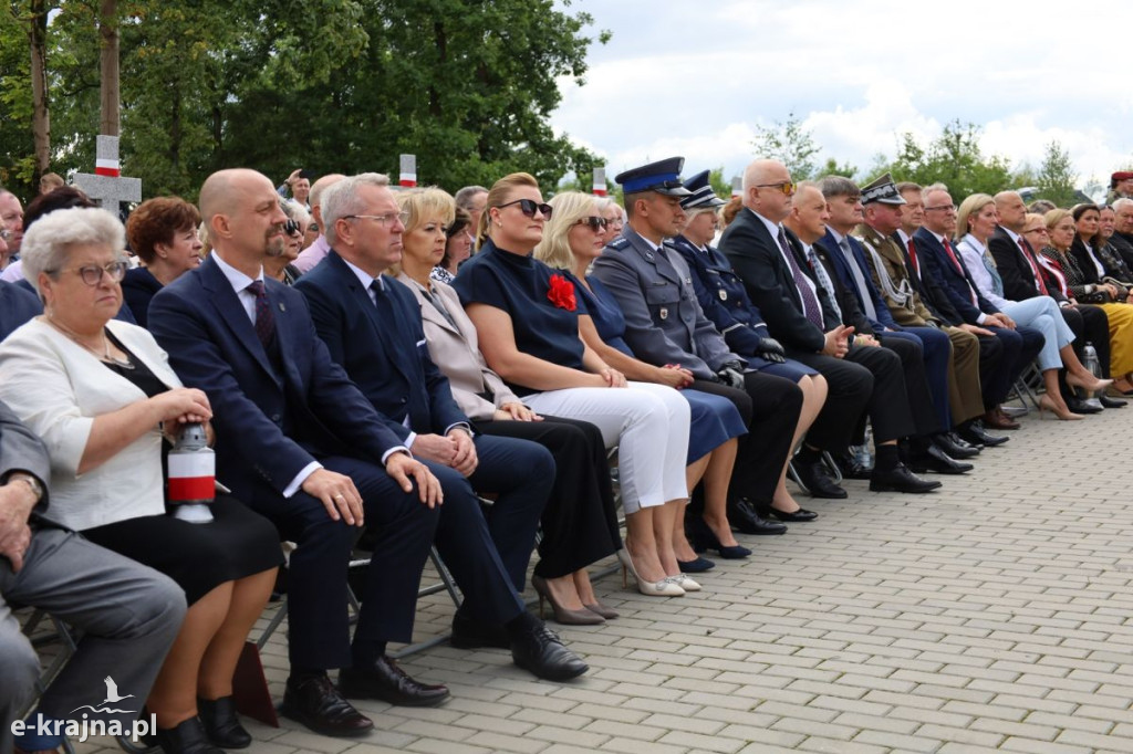 Karolewo - Uroczystość upamiętniająca ofiary II wojny światowej