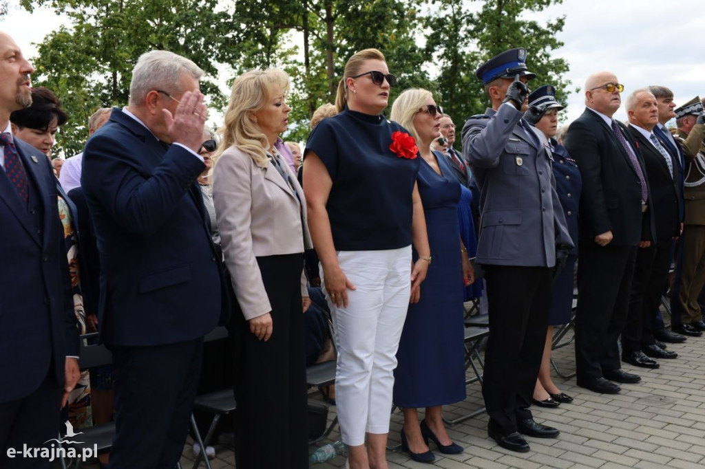 Karolewo - Uroczystość upamiętniająca ofiary II wojny światowej
