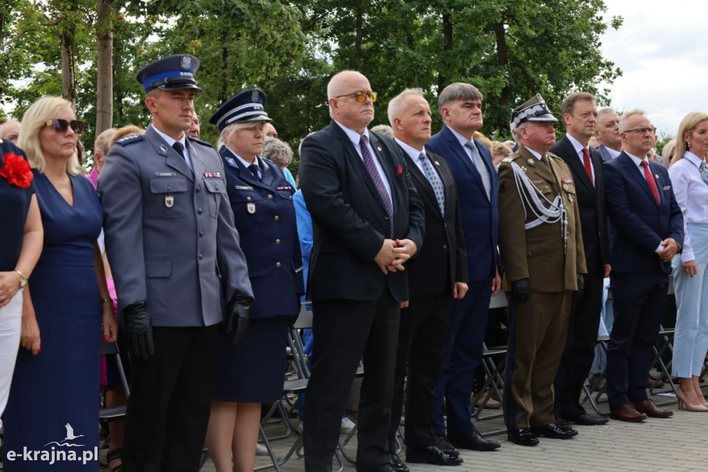 Karolewo - Uroczystość upamiętniająca ofiary II wojny światowej