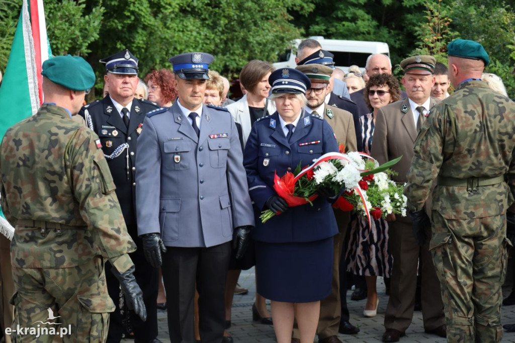 Karolewo - Uroczystość upamiętniająca ofiary II wojny światowej