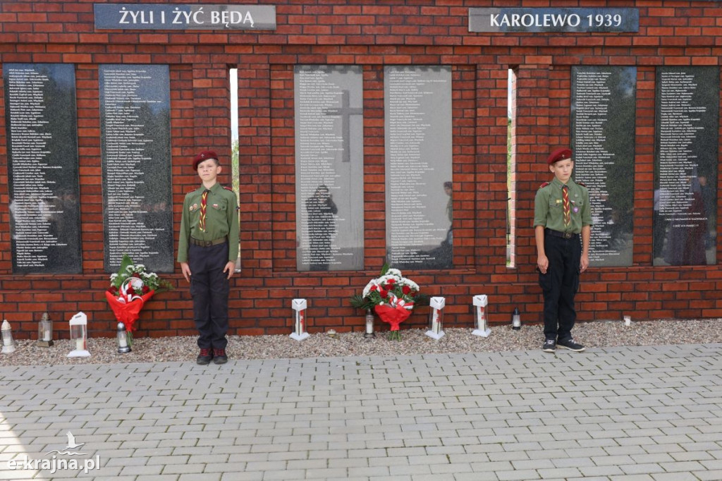Karolewo - Uroczystość upamiętniająca ofiary II wojny światowej