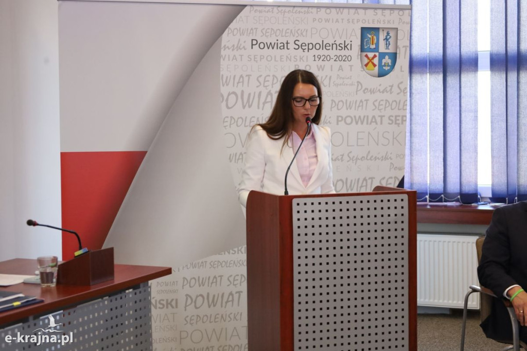 Wpis Władysława Dobbera oraz śp. dr. Józefa Buławy do Księgi Zasłużonych Powiatu Sepoleńskiego