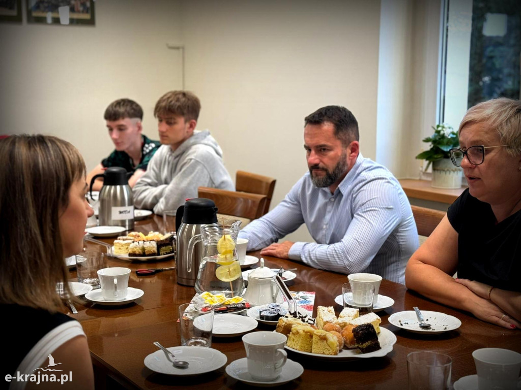 Spotkanie z młodymi mistrzami z gminy Łobżenica oraz z ich opiekunami