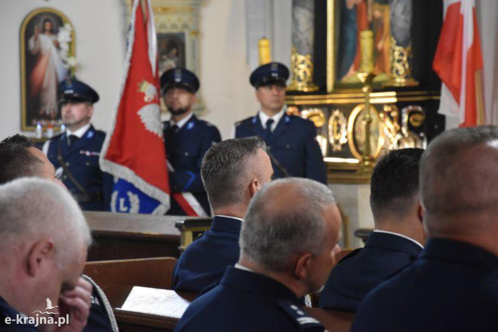 Człuchów: Posadzenie Dębu Pamięci ku czci policjantów zamordowanych w Katyniu