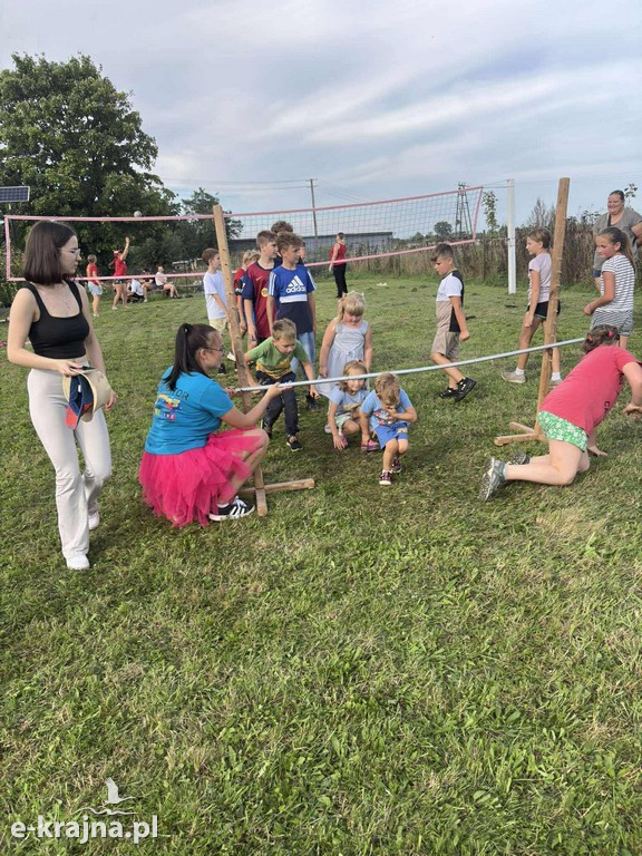 Gmina Mrocza: Sprzątanie Świata i piknik rodzinny w Drążnie