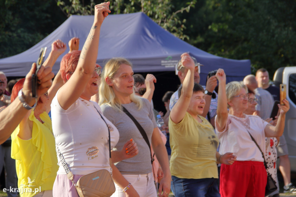 Wyjątkowa Biesiada po Lutowsku – 40-lecie zespołu Lutowianie!