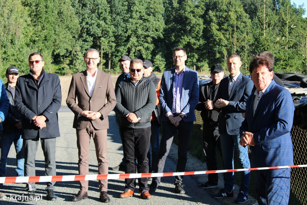 Gmina Mrocza: Odbiór inwestycji drogowej w Matyldzinie