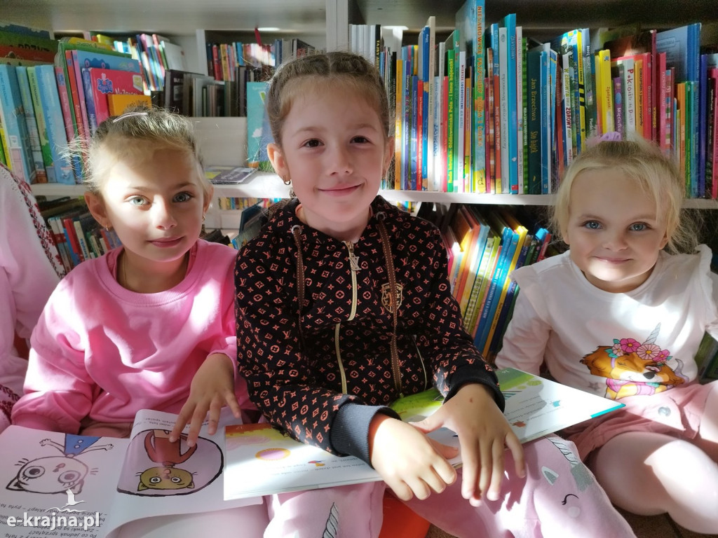 Ślesin: Pod drzewami chodzi jesień