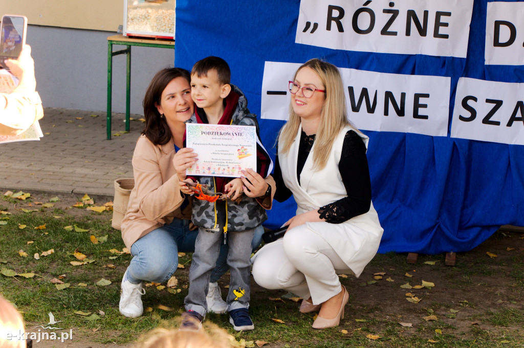 Gmina Wyrzysk - Piknik Integracyjny na boisku szkolnym w Falmierowie