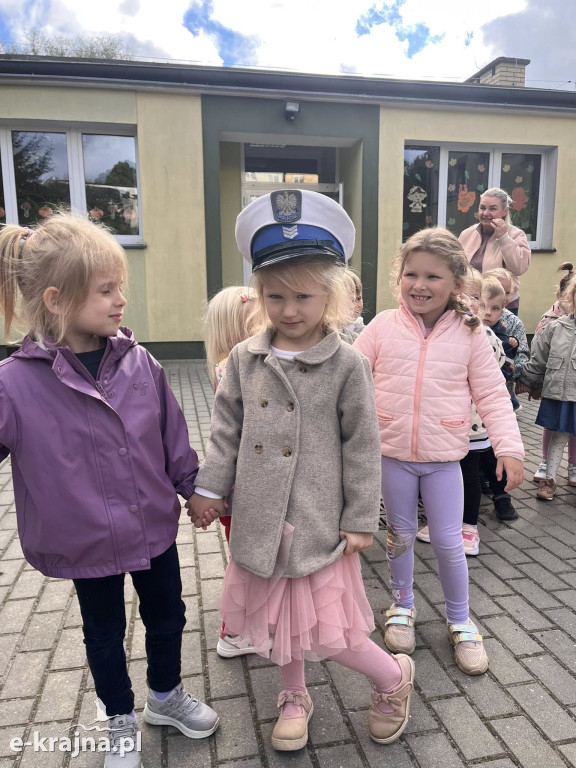 Człuchów - Policjant, pies i radiowóz – wielka przygoda Borowików i Skrzatów!