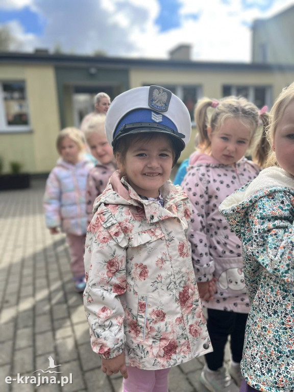 Człuchów - Policjant, pies i radiowóz – wielka przygoda Borowików i Skrzatów!