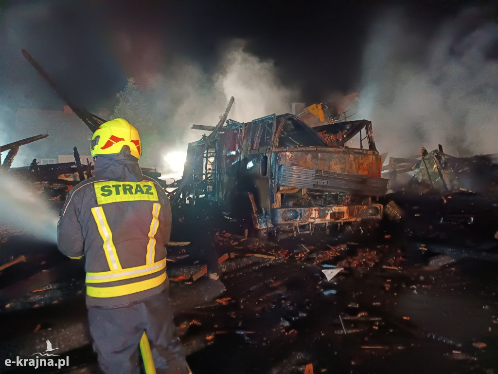 Powiat złotowski - Pożar stodoły w miejscowości Lubniczka w gminie Okonek