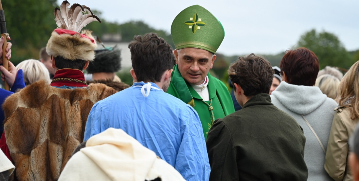 Bp Krzysztof Włodarczyk z okazji 700-lecia Runowa Krajeńskiego: Bóg nie oczekuje perfekcji, ale serca gotowego zaufać