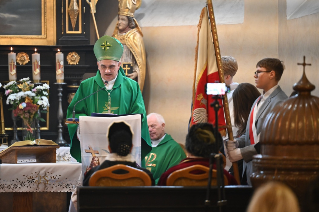 Bp Krzysztof Włodarczyk z okazji 700-lecia Runowa Krajeńskiego: Bóg nie oczekuje perfekcji, ale serca gotowego zaufać