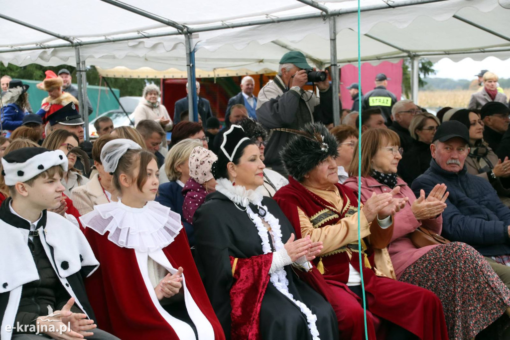 Gmina Więcbork: Piknik szlachecki na 700-lecie Runowa Krajeńskiego