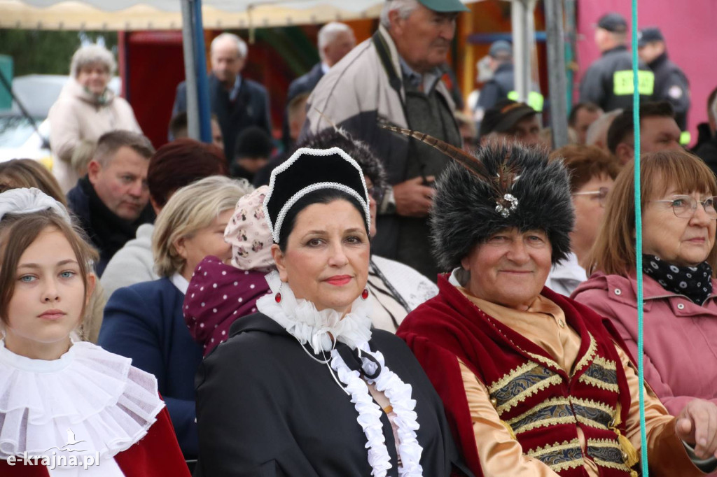 Gmina Więcbork: Piknik szlachecki na 700-lecie Runowa Krajeńskiego