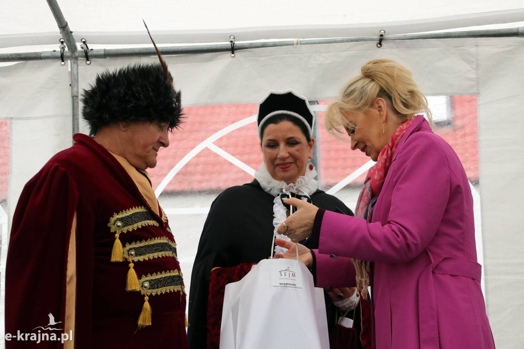Gmina Więcbork: Piknik szlachecki na 700-lecie Runowa Krajeńskiego
