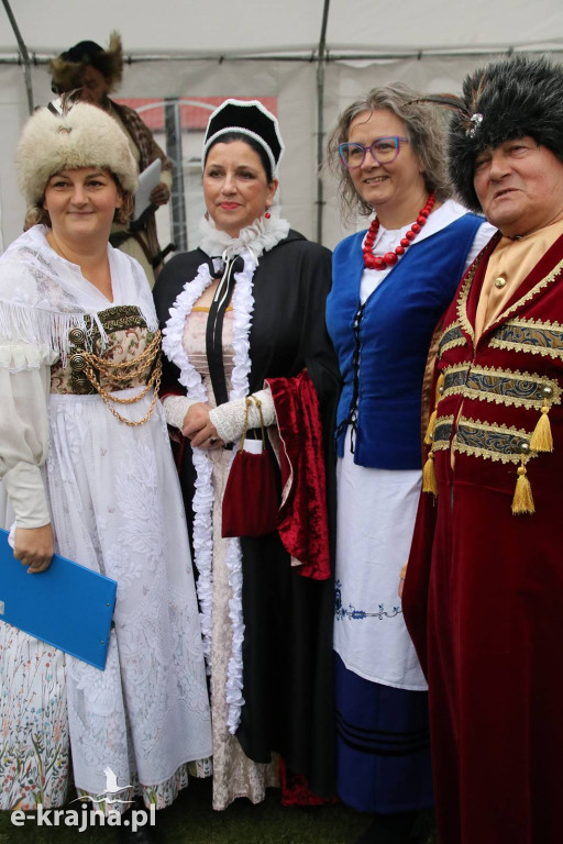 Gmina Więcbork: Piknik szlachecki na 700-lecie Runowa Krajeńskiego