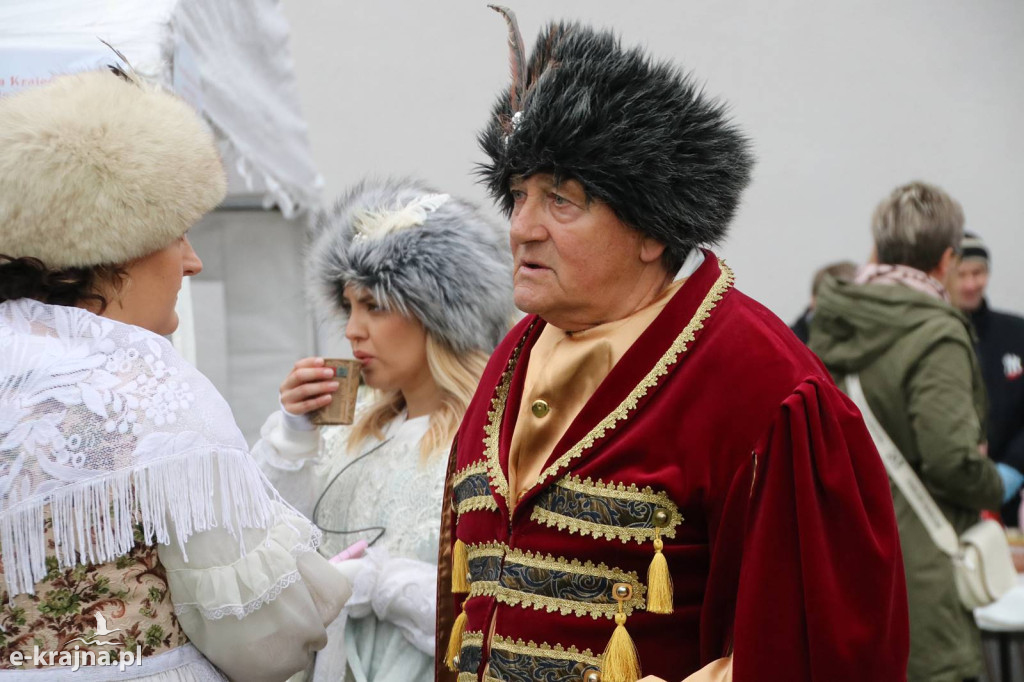 Gmina Więcbork: Piknik szlachecki na 700-lecie Runowa Krajeńskiego