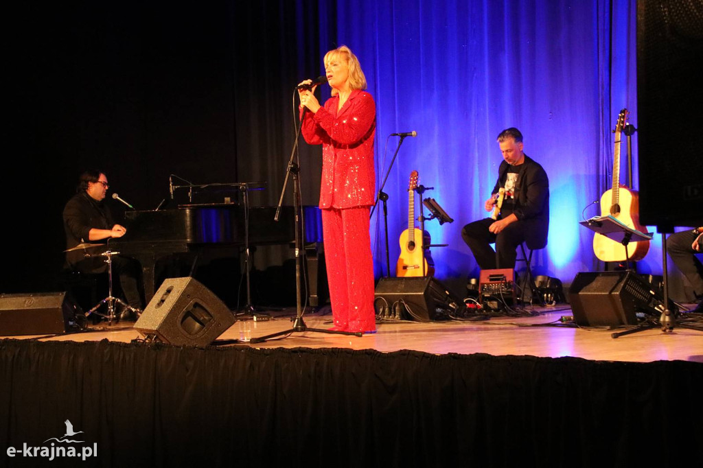 Koncert Katarzyny Żak w Więcborku - Miłosna Osiecka