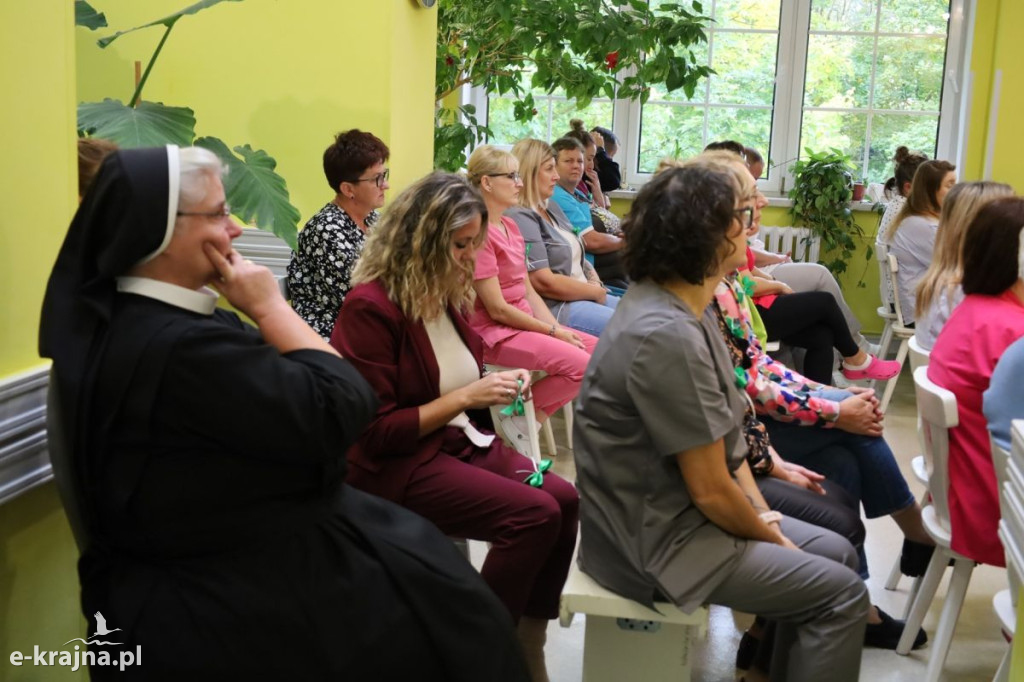 Powiat sępoleński: Światowy Dzień Zdrowia Psychicznego w DPS Suchorączek