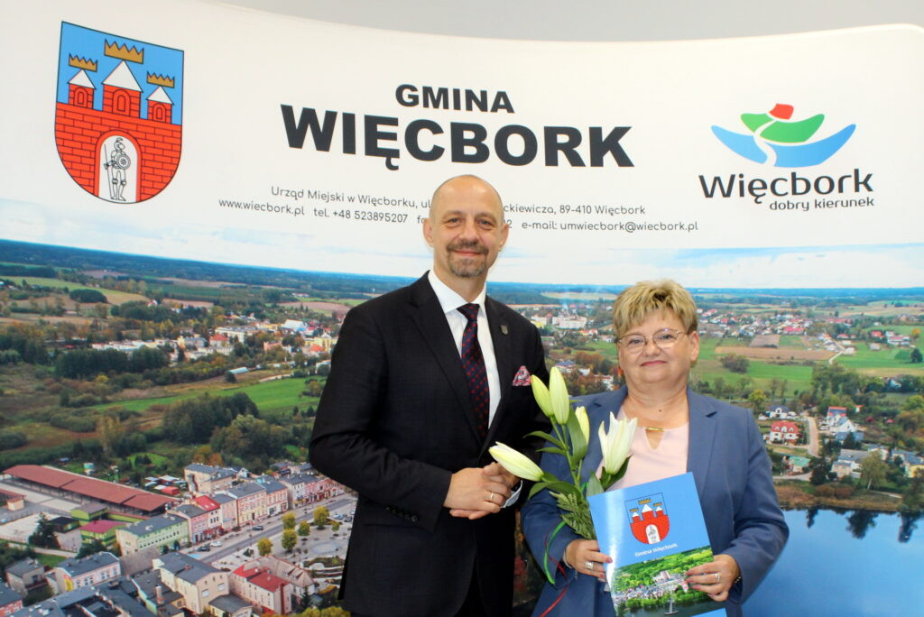Wręczenie nagród Burmistrza Więcborka z okazji Dnia Edukacji Narodowej
