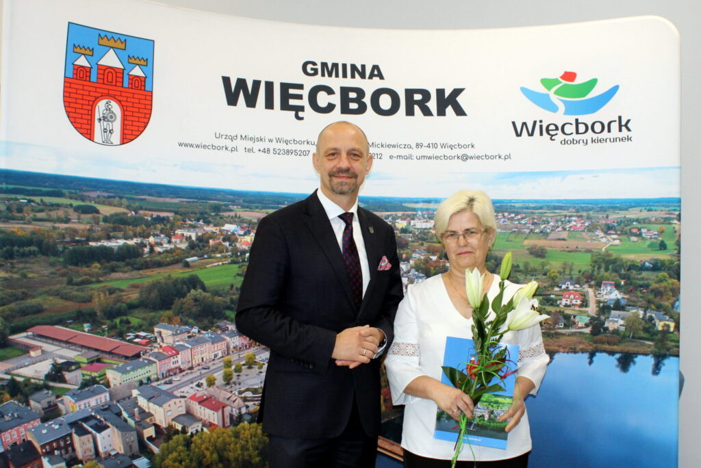 Wręczenie nagród Burmistrza Więcborka z okazji Dnia Edukacji Narodowej