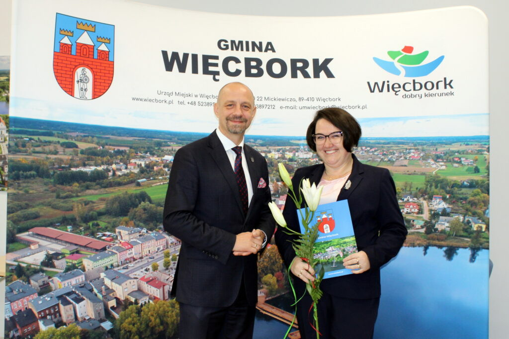 Wręczenie nagród Burmistrza Więcborka z okazji Dnia Edukacji Narodowej