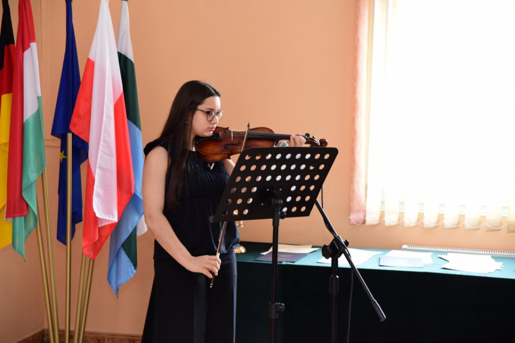 Jastrowie - Uroczystość z okazji Dnia Edukacji Narodowej