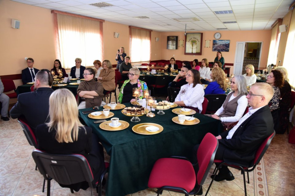 Jastrowie - Uroczystość z okazji Dnia Edukacji Narodowej