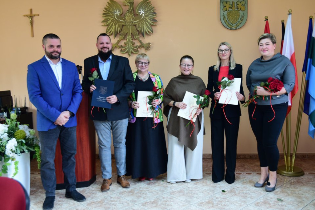 Jastrowie - Uroczystość z okazji Dnia Edukacji Narodowej