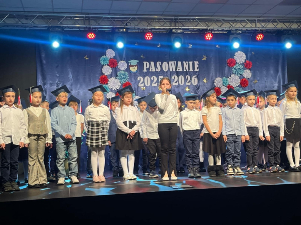 Pasowanie na ucznia w Szkole Podstawowej w Okonku