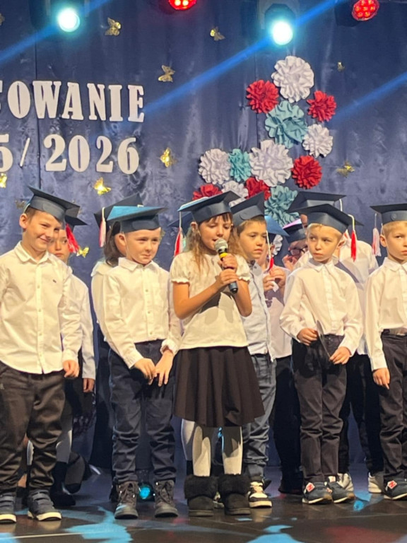 Pasowanie na ucznia w Szkole Podstawowej w Okonku